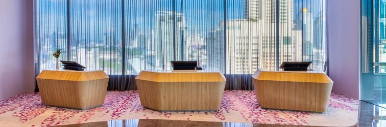 로비 QUEENSLAND HOTEL BANGKOK