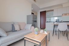 公共空间 Solace 2BR near Cikini Station Apartment at Menteng Park By Travelio