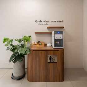 Bar, Cafe and Lounge 1 Hanoi Local Vibe Homestay, Trường Tiểu học Thành Công B Hotels