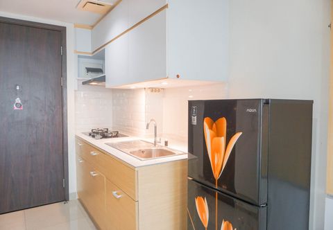 Common Space Cozy Look Studio at Apartment LRT City Bekasi By Travelio