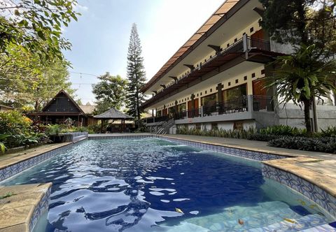 Hồ bơi Santa Monica Resort