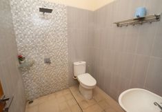 客房浴室 3 Griya Bayan Kraguman - Vila pribadi dekat Prambanan