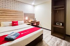 寝室 RedDoorz Plus @ Paragon Nagoya Hotel Batam