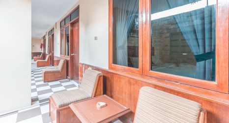 大堂 2 OYO 94759 Hotel Taman Cibinong