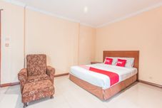 卧室 OYO 94759 Hotel Taman Cibinong