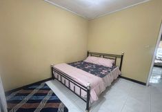 Bedroom 2 OYO 94841 Alodia Homestay Family