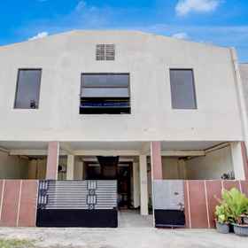 Exterior / Building 1 OYO 94919 Nay Guesthouse Dan Kost, ジャベニール レスト コロマドゥ ホテル