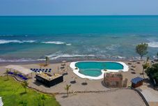 スイミングプール Novus Jiva Altaria Villa