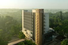 Exterior Hotel Neo Kota Baru Parahyangan
