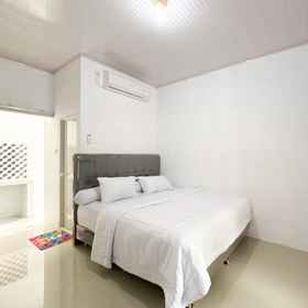 Bedroom 1 Nafia Homestay Syariah RedPartner near Sleman City Hall, Pasar Tempel Sleman Hotels