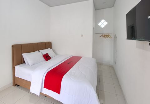 Bilik Tidur RedDoorz Syariah Bhumi Homestay Dieng near Telaga Menjeran