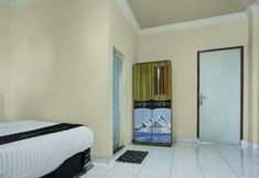 Bedroom 4 Hotel O near Universitas Widya Dharma formerly Nugraha Residence