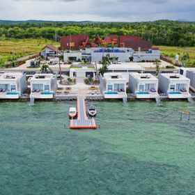 Exterior / Building 1 One of A Kind Resort @Trikora Beach - Bintan., RM & Penginapan Ananda Hotels