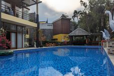 泳池 The Amora Classic & Aesthetic Villa