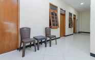 Lobby 6 RedDoorz @ WR. Supratman Batu