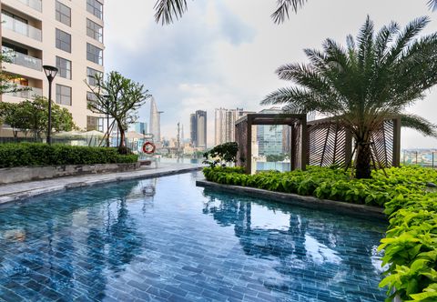 Hồ bơi Otis Millennium Saigon Balcony Apartment