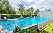 Swimming Pool 5 Herma Hotel