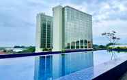 Swimming Pool 3 Beststay @Mataramcity Yudhistira Tower