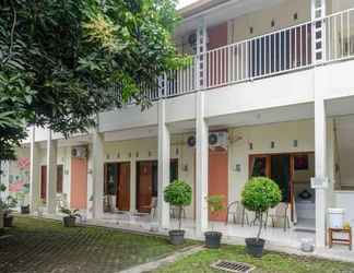 Bangunan 2 Teratai Guesthouse Mitra RedDoorz near Tugu Yogyakarta