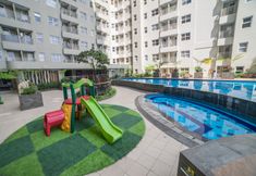 Lobby 7 Comfortable and Strategic 1BR Apartment at Parahyangan Residence By Travelio