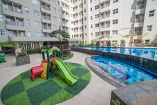 Lobby Comfortable and Strategic 1BR Apartment at Parahyangan Residence By Travelio