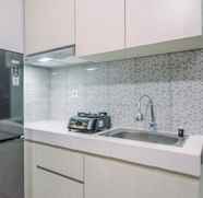 Others 4 Comfy and Well Furnished 2BR at Royal Heights Apartment By Travelio