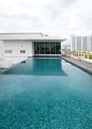 SWIMMING_POOL Maritime Suites by The Only Bnb