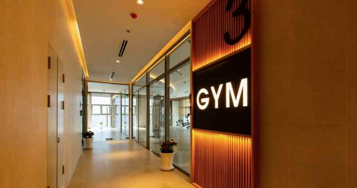 Fitness Center Convinia Luxury The Peak Midtown