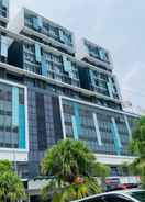 EXTERIOR_BUILDING CoreSoho Suite by BKAstaycation KotaWarisan Sepang KLIA Airport Transit Free Wifi Free Netflix