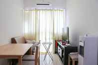Ruang untuk Umum Homey and Modern 1BR at Maple Park Sunter Apartment By Travelio
