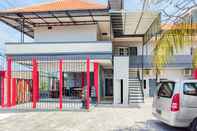 Luar Bangunan Urbanview Ava Guest House Goa Gong