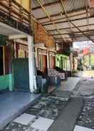 LOBBY Bukit Lawang Guest House By Feli