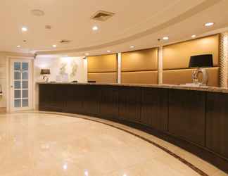 Lobby 2 RedDoorz Premium @ The Residences Olympia Makati
