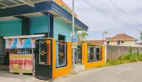 Exterior 2 RedDoorz Syariah near Lippo Plaza Sidoarjo