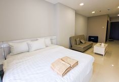 Bedroom 2 Lovina 20-12B at Formosa Residence