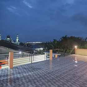 Others 6 RedDoorz near RSUD Dr. Abdul Aziz Singkawang, Gereja Pelayanan Kristen Kasih Karunia Hotels