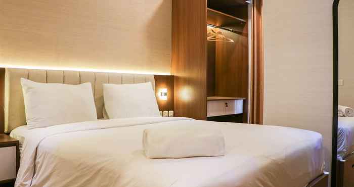 Bedroom Elegant and Strategic 1BR The Mansion Kemayoran Apartment near JIEXPO By Travelio