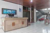 Lobby RedDoorz Syariah near Taman Kota Kuningan