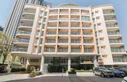 Golden Pearl Bangkok, USD 52.12