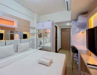 Bedroom 2 Simply and Warm Studio Room Vida View Makassar Apartment By Travelio