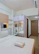 BEDROOM Simply and Warm Studio Room Vida View Makassar Apartment By Travelio