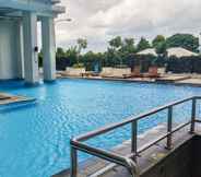 Swimming Pool 7 Comfort Stay and Homey 2BR Pakubuwono Terrace Apartment By Travelio