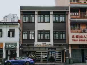 The Noble Hotel Express (Check in 10PM, Check out 9AM), Rp 1.166.997