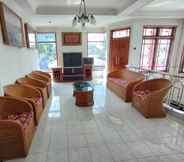 Others 7 Rumah Umi