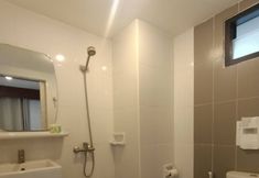 In-room Bathroom 6 Kata Noi Bay Inn