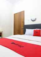 Others RedDoorz Plus near Stadion Mandala Krida