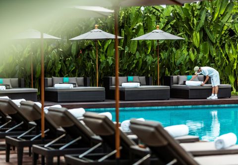 Swimming Pool COMO Metropolitan Bangkok