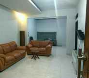 Lobby 2 Senopati Homestay Syariah