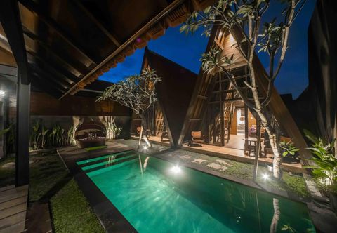 로비 Rumah Kayu Tatiya Villa