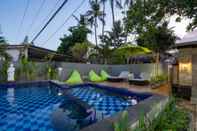 Swimming Pool Nusa Bagus Homestay